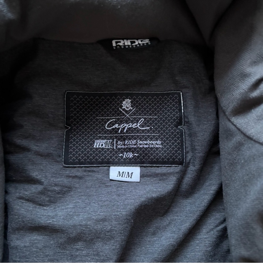 Capel x RIDE Snowboards
Winter Jacket - Picture 6 of 7